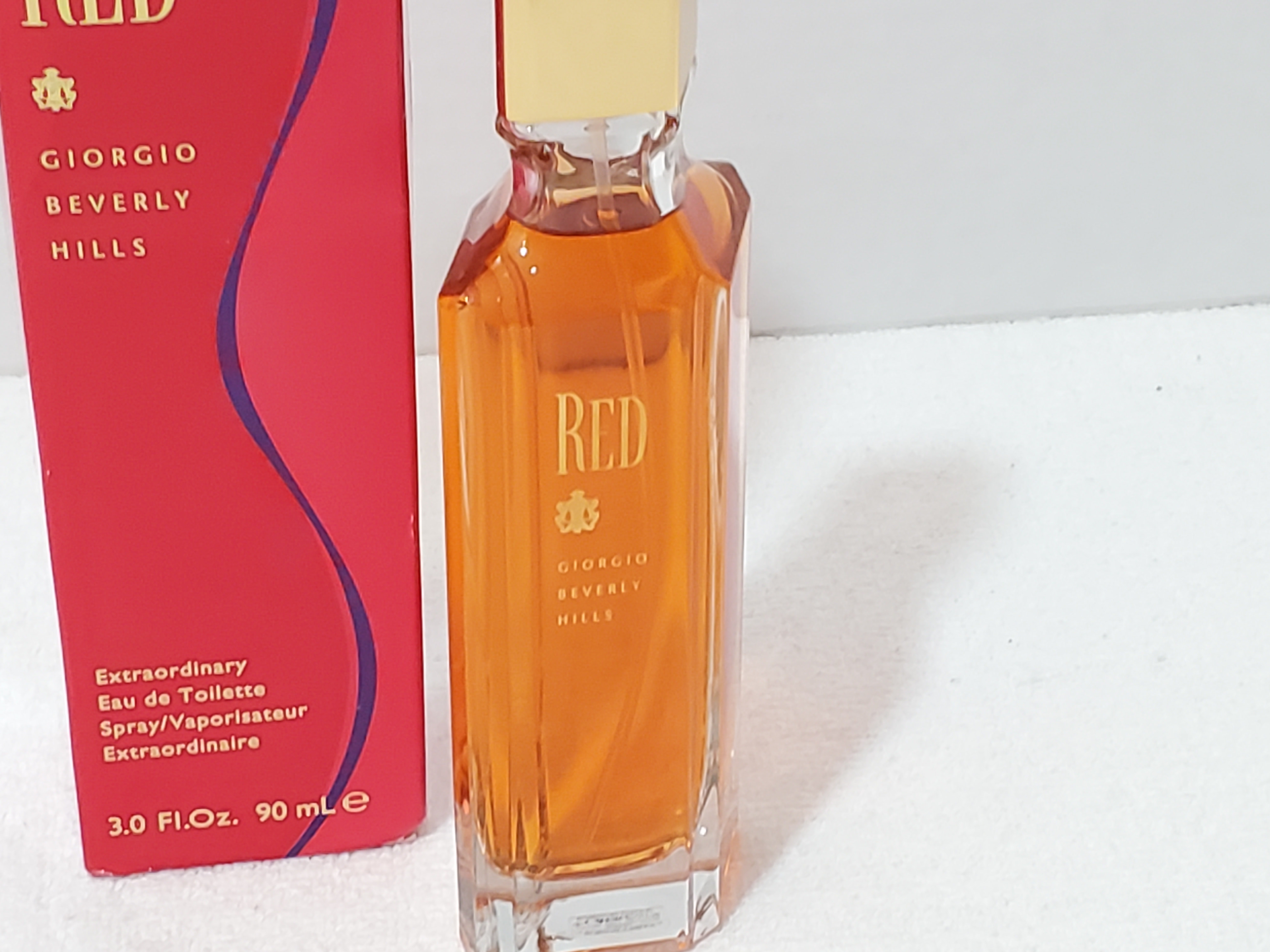 Giorgio Beverly Hills RED 3.0 oz / 90ml New With Packaging thumbnail 7