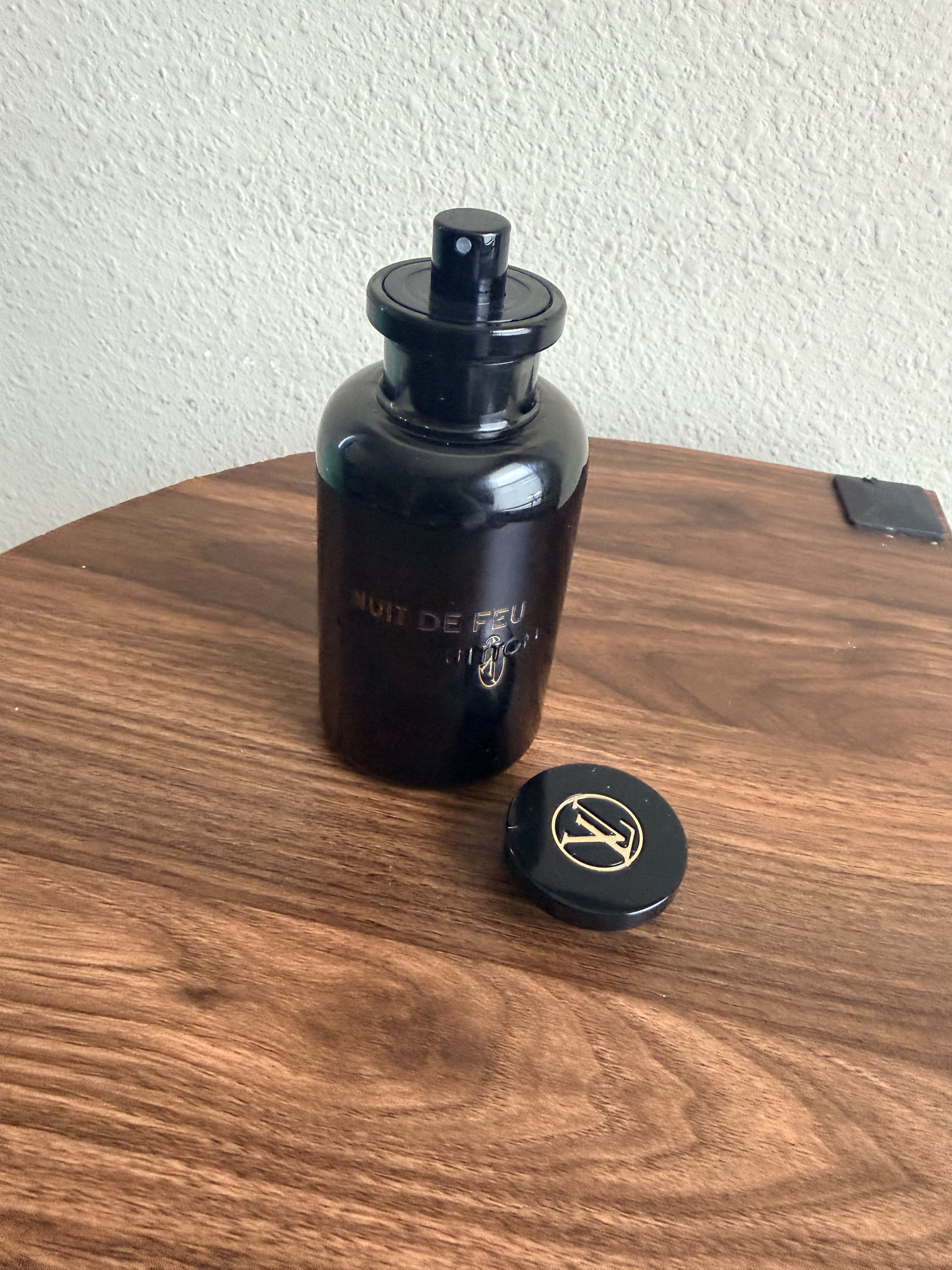 Louis Vuitton Nuit de Feu Louis Vuitton perfume 3.4 oz / 100ml Preowned Without Packaging thumbnail 3