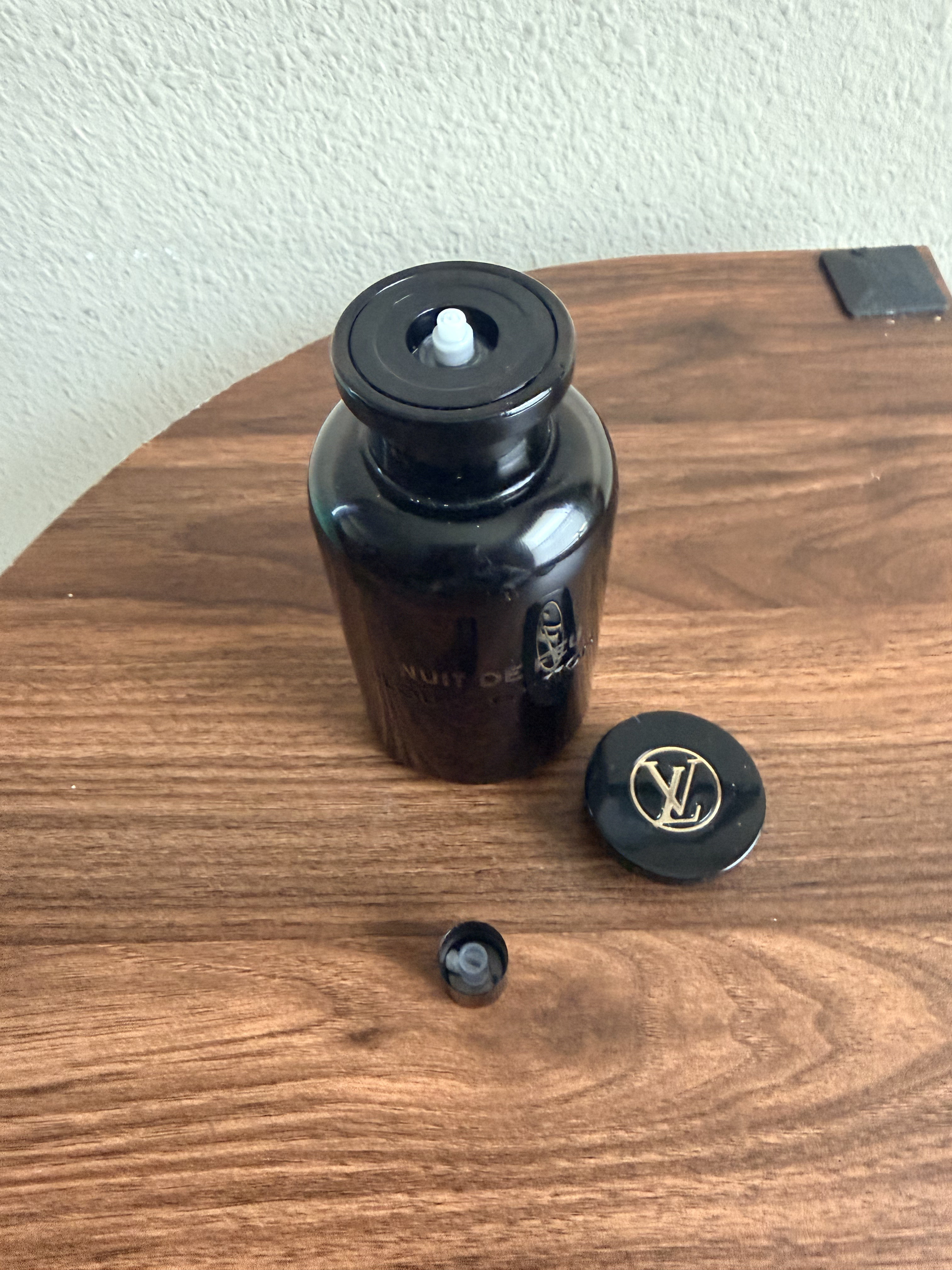 Louis Vuitton Nuit de Feu Louis Vuitton perfume 3.4 oz / 100ml Preowned Without Packaging thumbnail 4