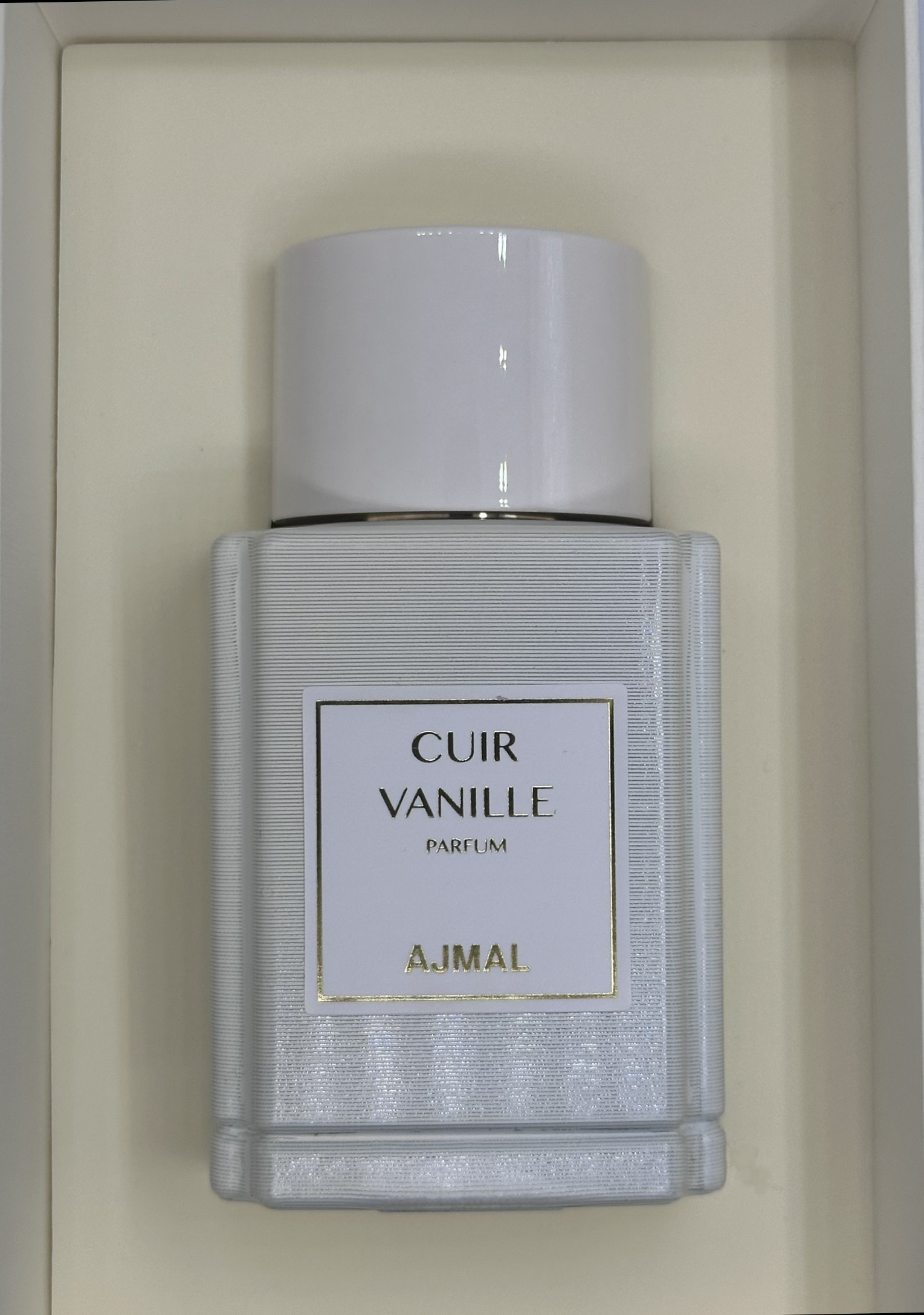 Ajmal Cuir Vanille 3ml Decant image 1