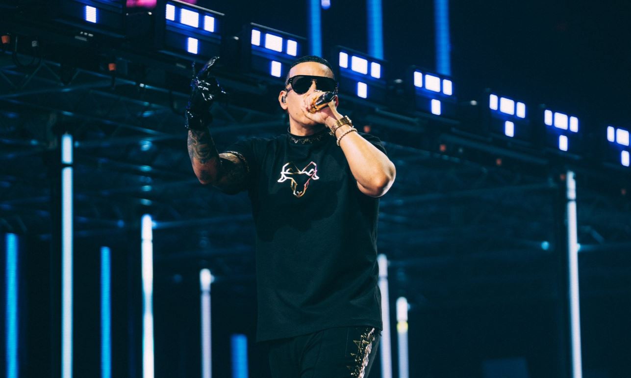 revista rolling stone elige gasolina de daddy yankee como número 1