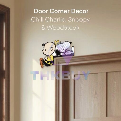 Chill Charlie, Snoopy and Woodstock Door Corner Decor