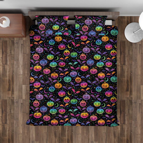 Pumpkins And Bats Neon Halloween Quilt Bedding Set - Image 3