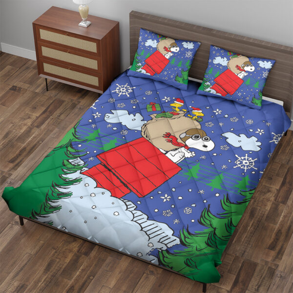 Snoopy And Woodstock In Red Baron Gear Christmas Quilt Bedding Set - Image 3