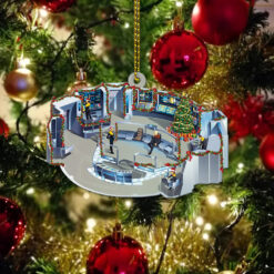 Alternative view of Star Trek Intrepid Class, USS Voyager NCC-74656 Bridge Enterprise Christmas Ornament