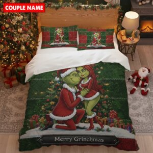 Alternative view of Personalized Merry Grinchmas Couple Bedding Set