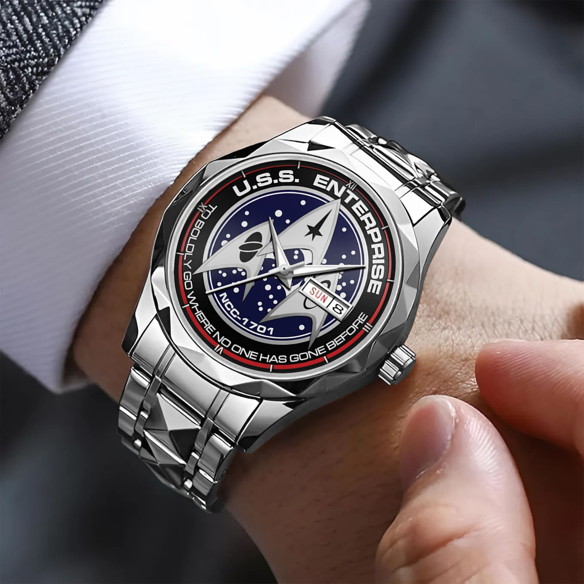 Star Trek U.S.S. Enterprise NCC-1701 Alloy Luxury Quartz Watch - Image 3