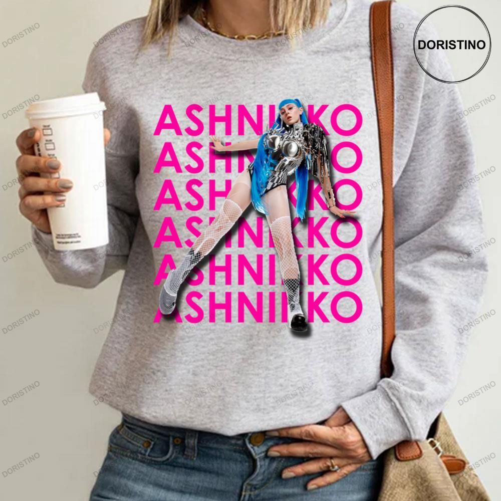Ashnikko Pink Blue Style