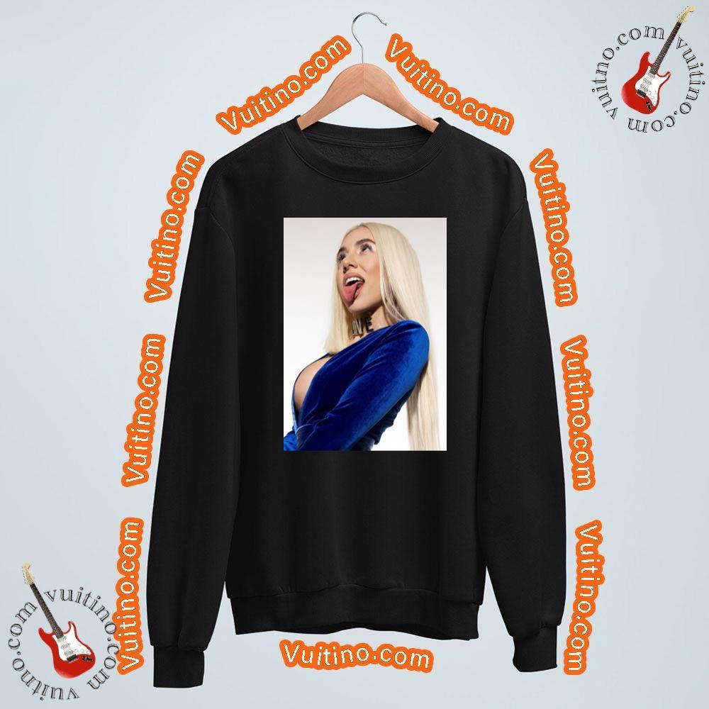 Art Ava Max Apparel