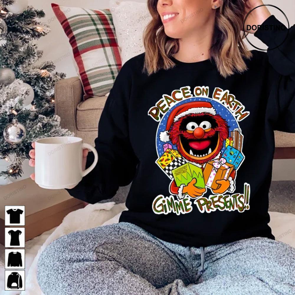 Peace On Earth Gimme Presents The Muppet Christmas Carol 2 Doristino Hoodie Tshirt Sweatshirt