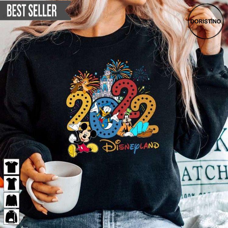Disney Family 2022 Magic Kingdom Doristino Sweatshirt Long Sleeve Hoodie