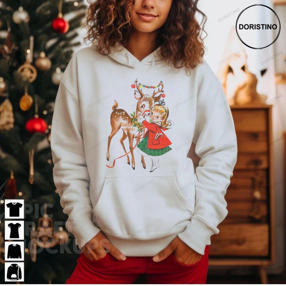 Vintage Christmas Girl And Reindeer 2 Doristino Sweatshirt Long Sleeve Hoodie