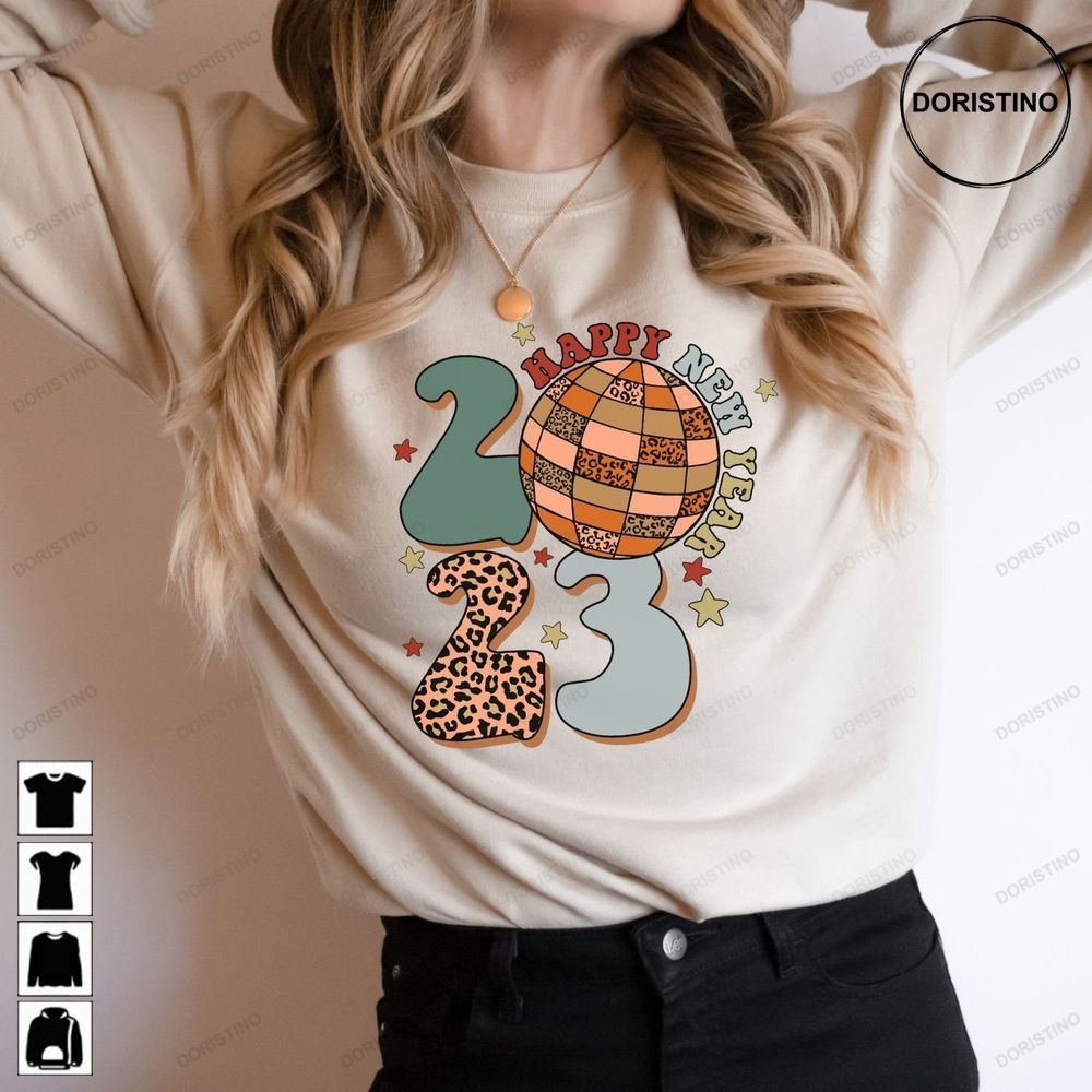 Groovy Retro Nye Crewneck Oversized Holiday Shrt Hello 2023 Limited Edition T-shirts