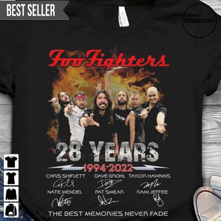 Foo Fighters 28 Years 1994-2022 Signatures Thank You For The Memories Taylor Hawkins Doristino Tshirt Sweatshirt Hoodie