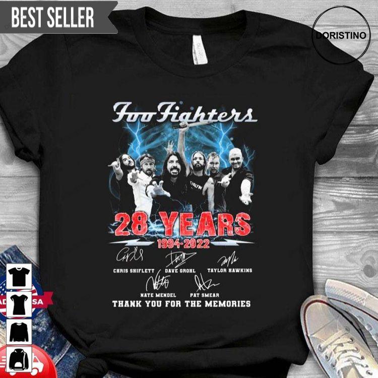 Foo Fighters Taylor Hawkins 28 Years 1994-2022 Signatures Thank You For The Memories Doristino Tshirt Sweatshirt Hoodie
