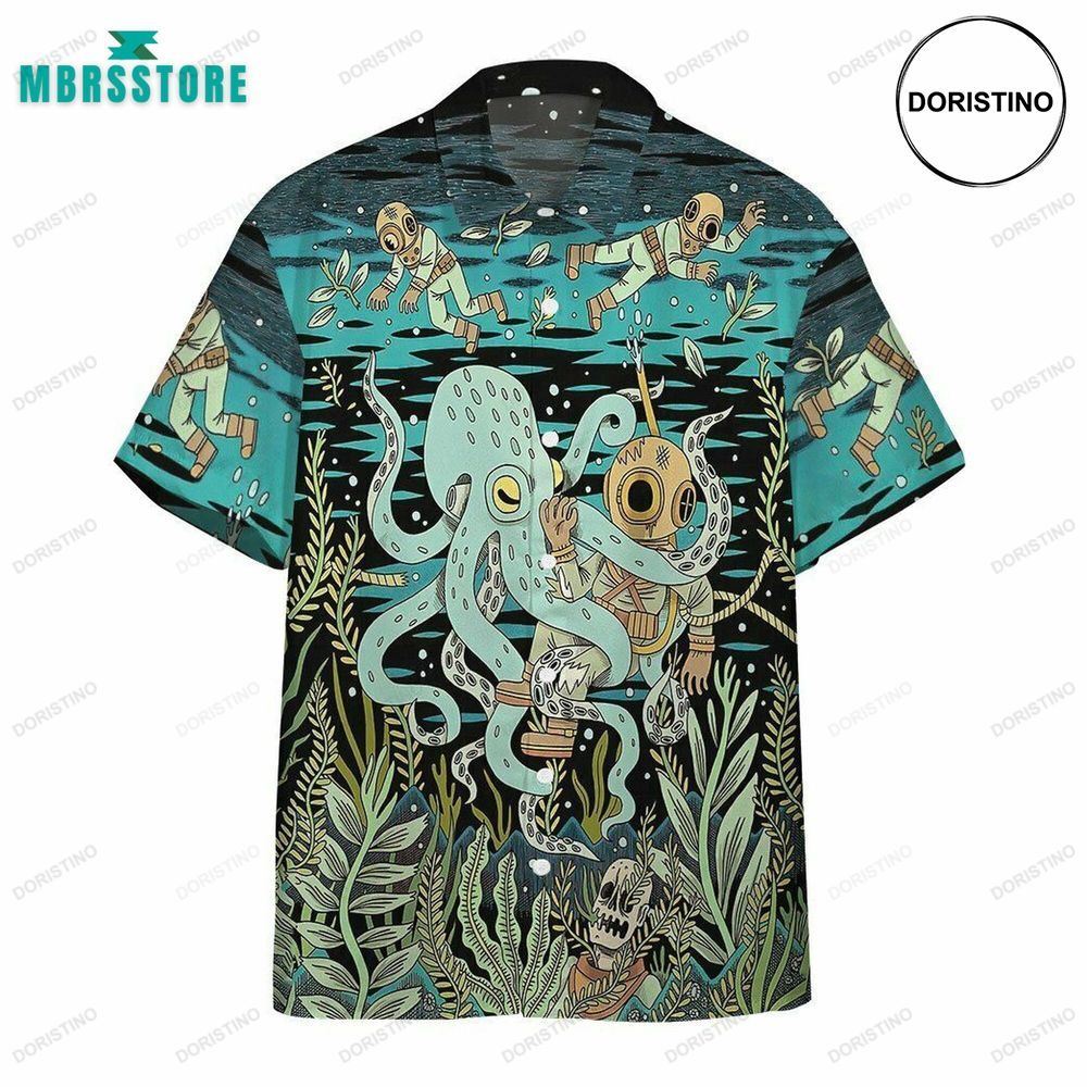 Diver Fighting With Octopus Button Down Short Sleeve Series Vintage Beach Hawaiian Shirt