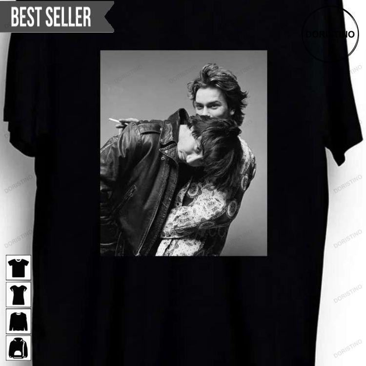Keanu Reeves River Phoenix Vintage Unisex Sweatshirt Long Sleeve Hoodie