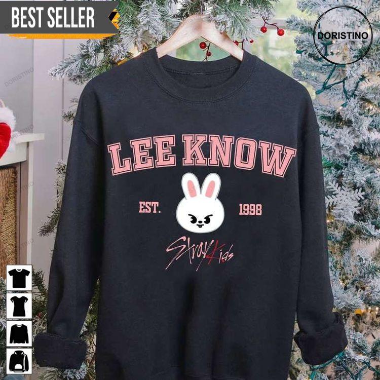 Lee Know Kpop Singer Unisex Sweatshirt Long Sleeve Hoodie