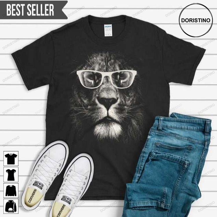 Lion King Of The Jungle With Glasses Tshirt Sweatshirt Hoodie