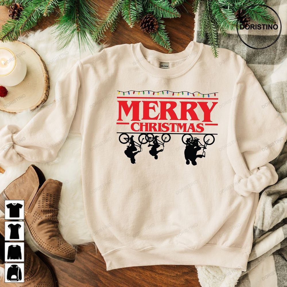 Christmas For Women Merry And Bright Christmas Christmas Tree Crewneck Holiday Ngu9j Limited Edition T-shirts