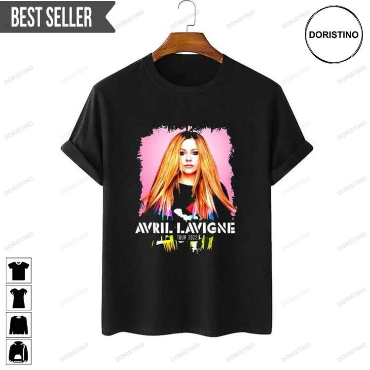 Avril Lavigne On Tour 2022 Doristino Trending Style