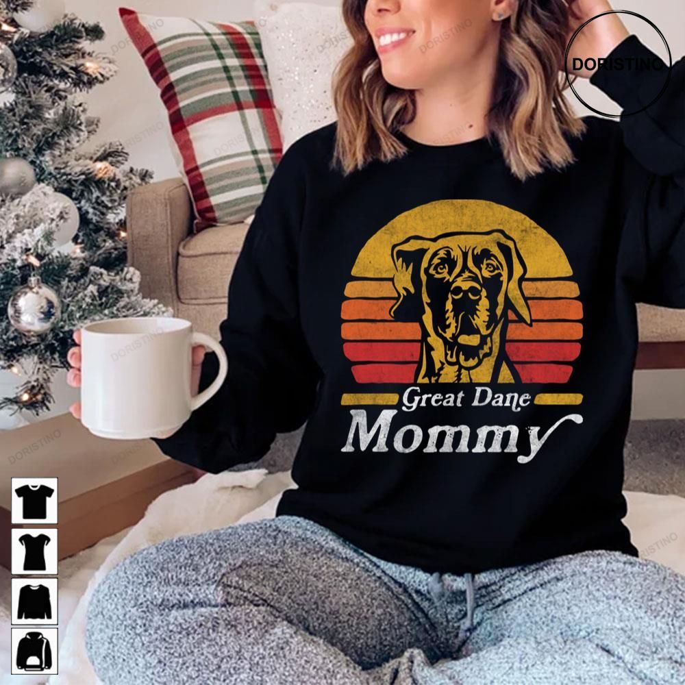 Retro Vintage Great Dane Mommy Fitted Scoop Limited Edition T-shirts