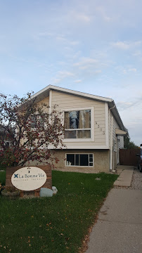 La Bonne Vie Massage Therapy