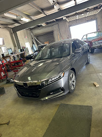 Riley's Paint & Body