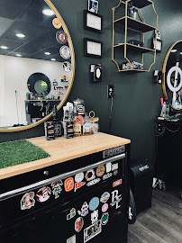 Blades Edge Barbershop