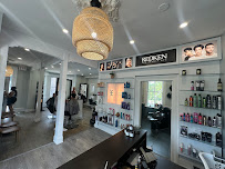 Styles Lounge Barbershop