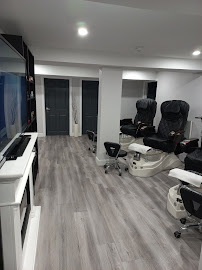 Iyat Rare Salon