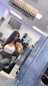 Voila Coiffure & Spa Inc