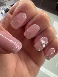 E and A Nails & Spa