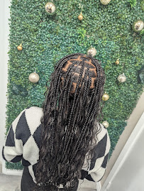 Tiwa Salon