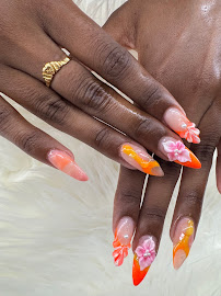 LVy nail bar LLBO