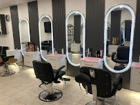 ASHLEEYBEAUTY Salon