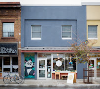 Kim Du Salon