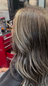Define Hair Studio