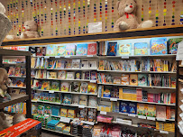Dorothy June Booksellers