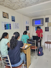 Cloud Global Solution - Nagpur's No. 1 Software Training Institute | AWS | DevOps | Power BI | DSA | Azure | Java