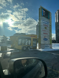 DHL Express Service Point Bramalea City Centre