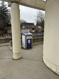 Purolator Drop Box