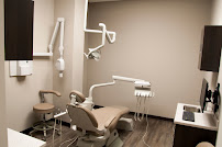 Bardgett Smile Center - Dentures and Implants Clinic