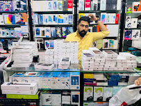 Mobile wholesale market dubai deira buying and selling TAG Trading - Mobile & Computers