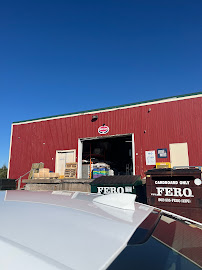 Feeds'n Needs (Shur-Gain)