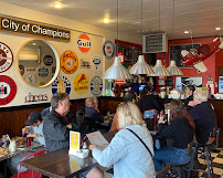 Friends & Neighbours Cafe
