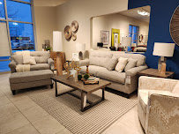 Structube Ottawa - Megastore