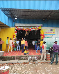 TITANIUM GLASS INDUSTRY