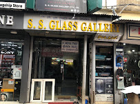 SS Glass Gallery Private Limited