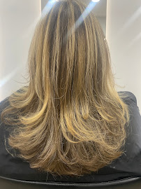Salon64